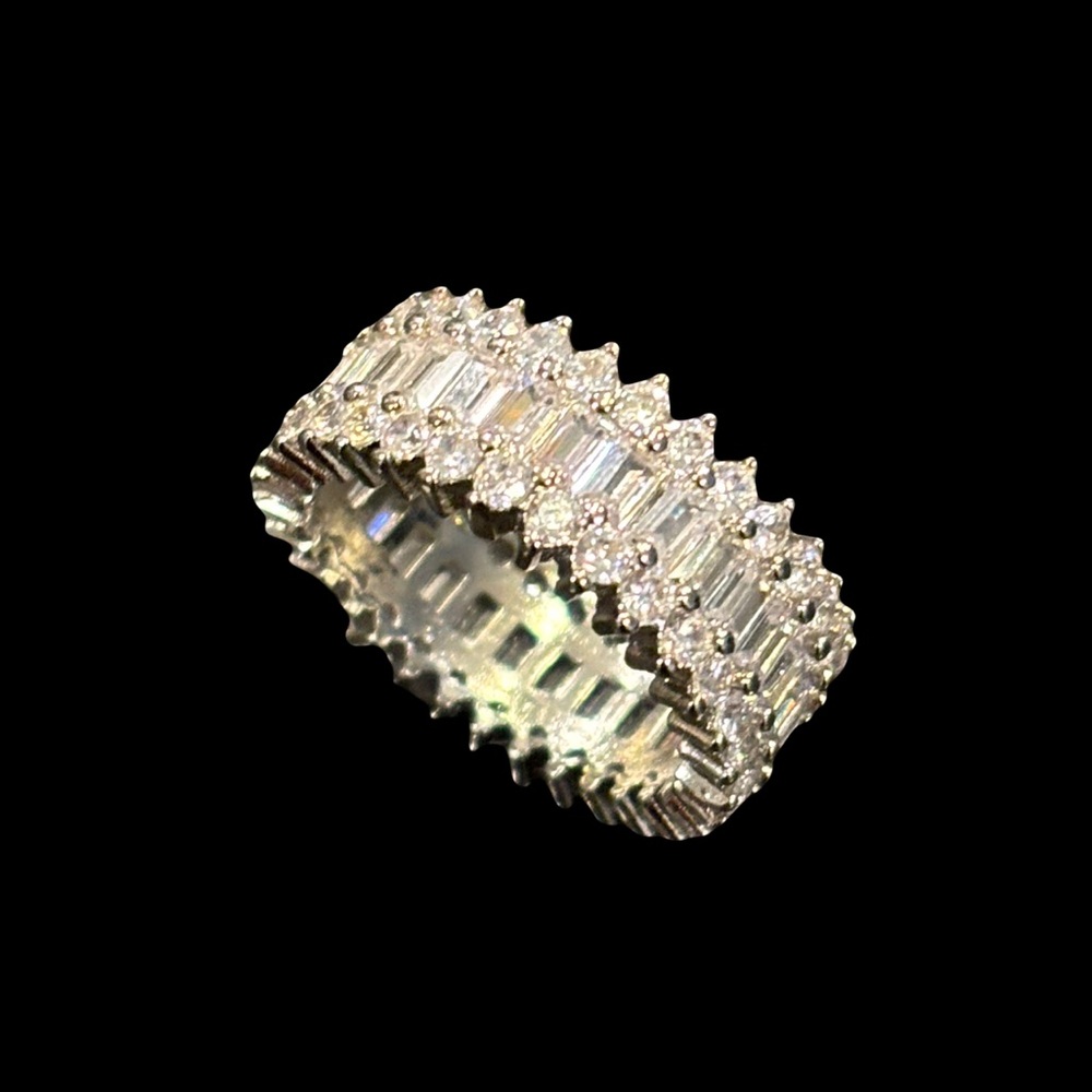 White Heart Oval 925 Sterling Silver Baguette Style Ring